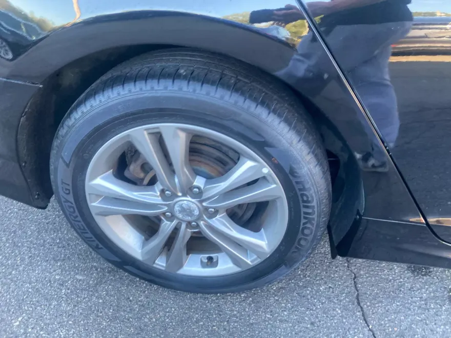 2019 Hyundai Sonata Limited photo 1