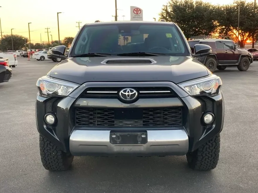 2020 Toyota 4Runner TRD Off-Road Premium photo 1