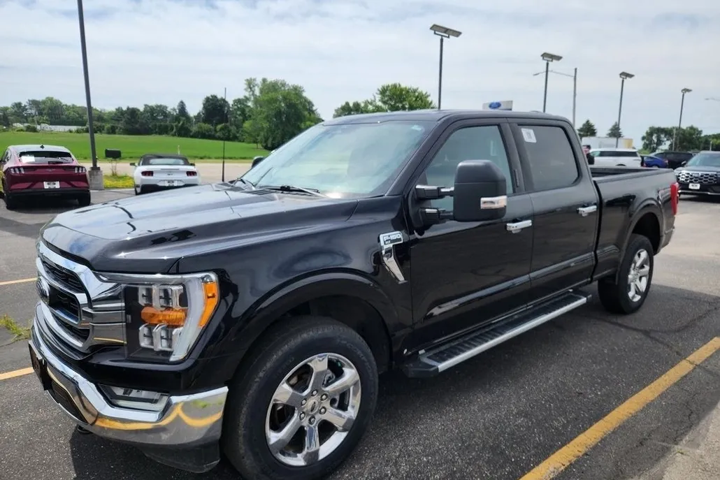 2022 Ford F-150 XLT photo 1