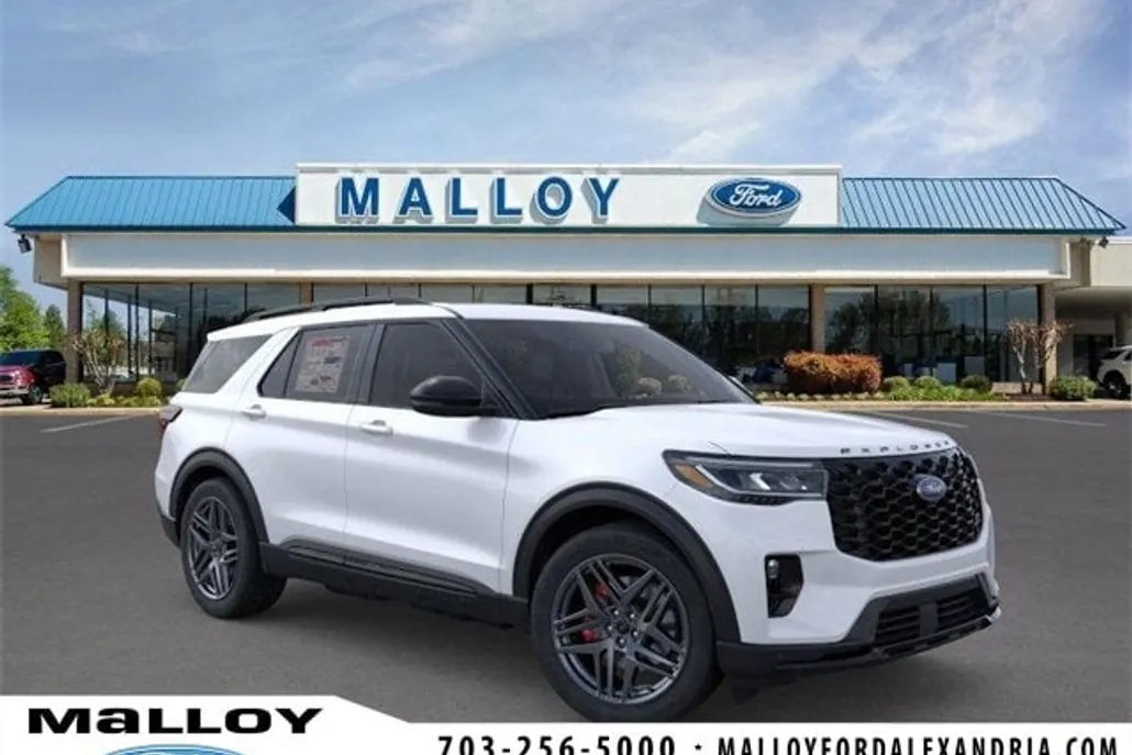 2025 Ford Explorer ST photo 1