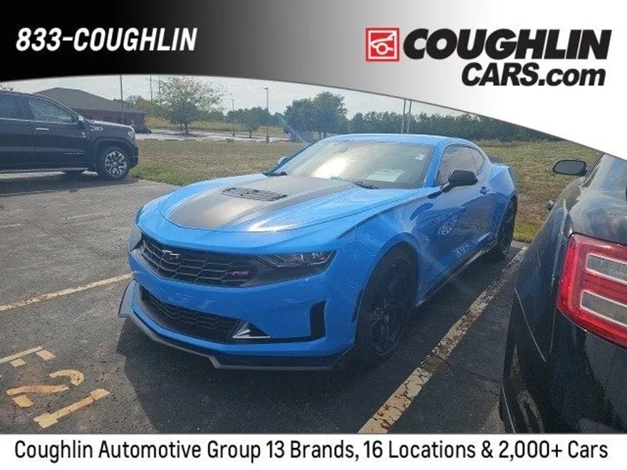 2022 Chevrolet Camaro LT1 photo 1