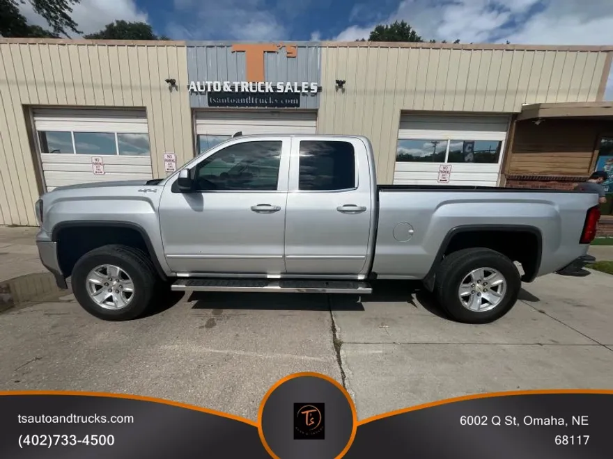 2016 Gmc Sierra 1500 SLE photo 1