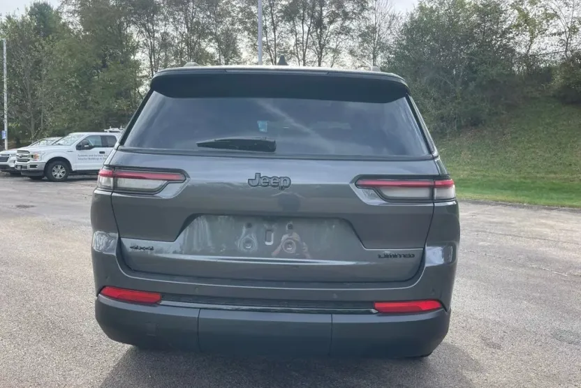 2025 Jeep Grand Cherokee Limited photo 1