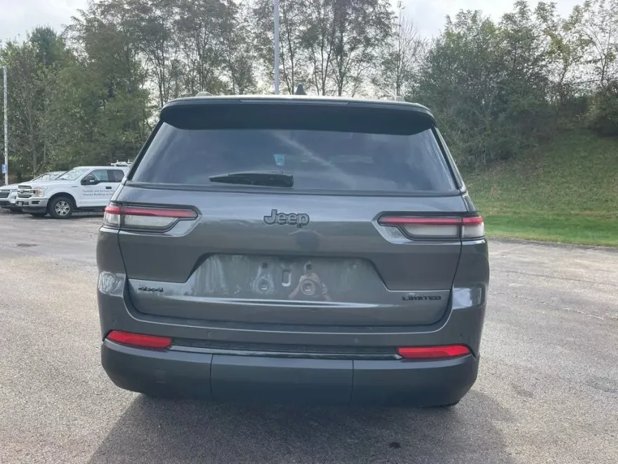 2025 Jeep Grand Cherokee Limited photo 1