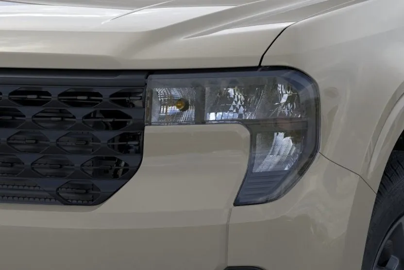 2025 Ford Maverick XLT photo 1