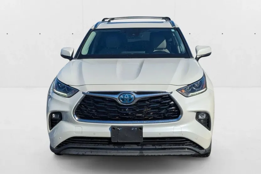 2021 Toyota Highlander Hybrid Limited photo 1