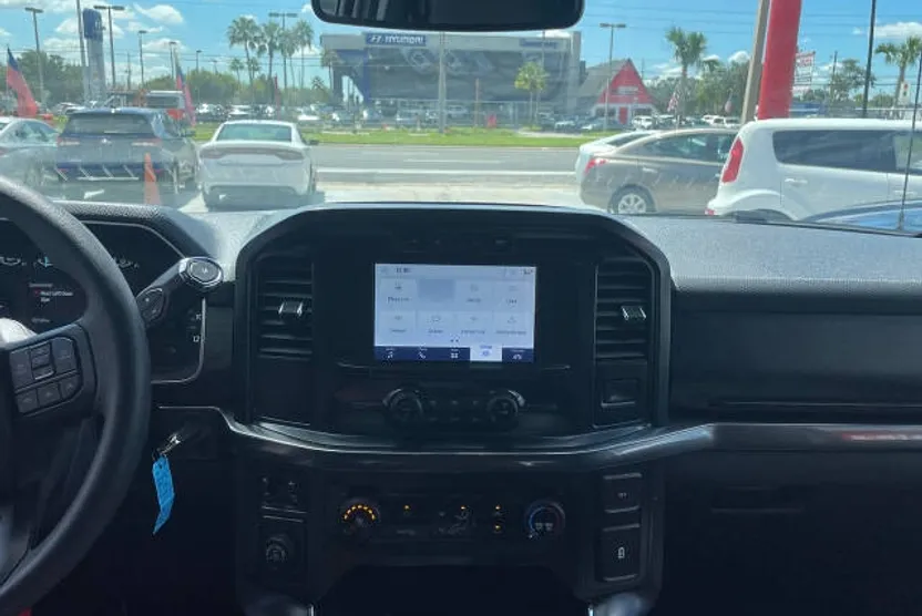 2021 Ford F-150 Limited photo 1