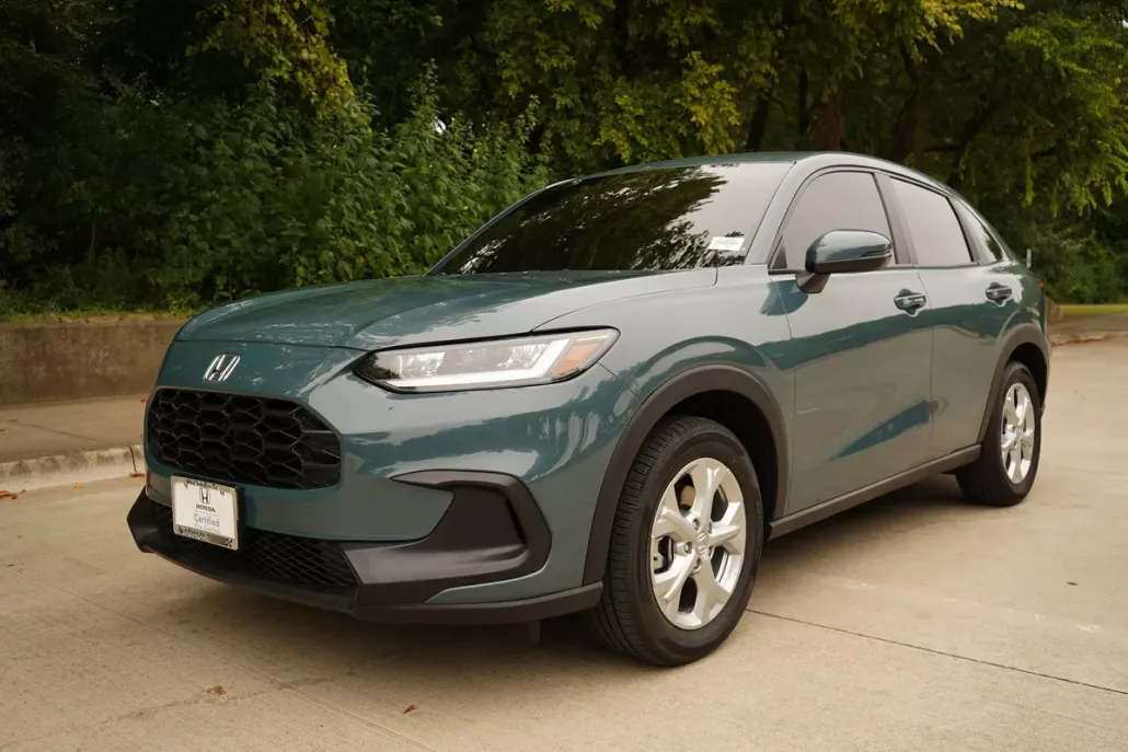 2025 Honda HR-V LX photo 1