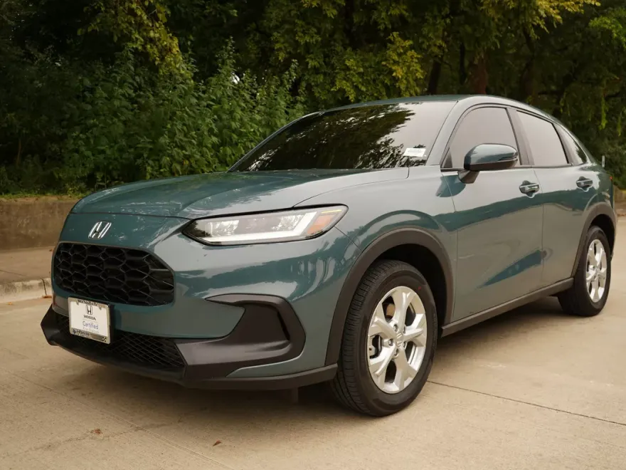 2025 Honda HR-V LX photo 1