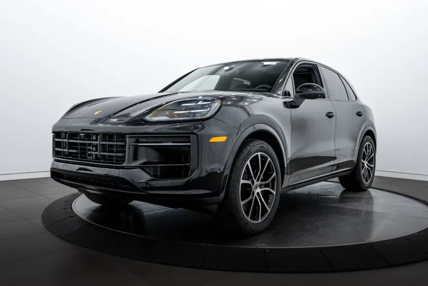 2026 Porsche Cayenne Base photo 1