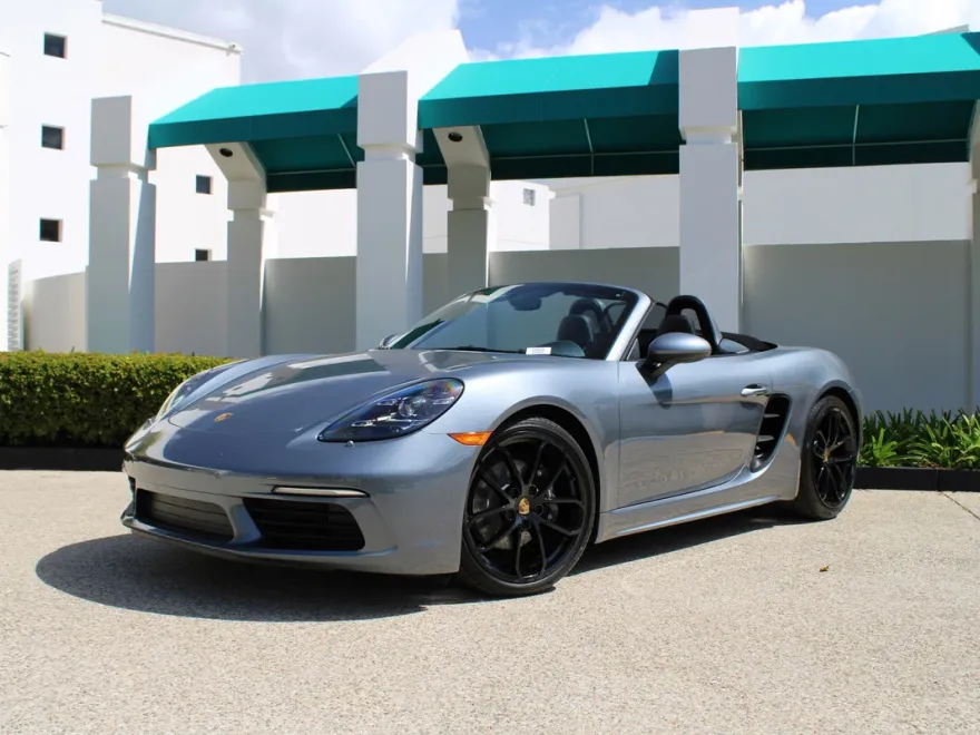2025 Porsche Boxster photo 1