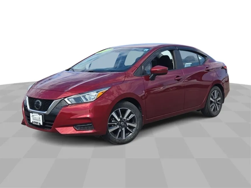 2021 Nissan Versa 1.6 SV photo 1