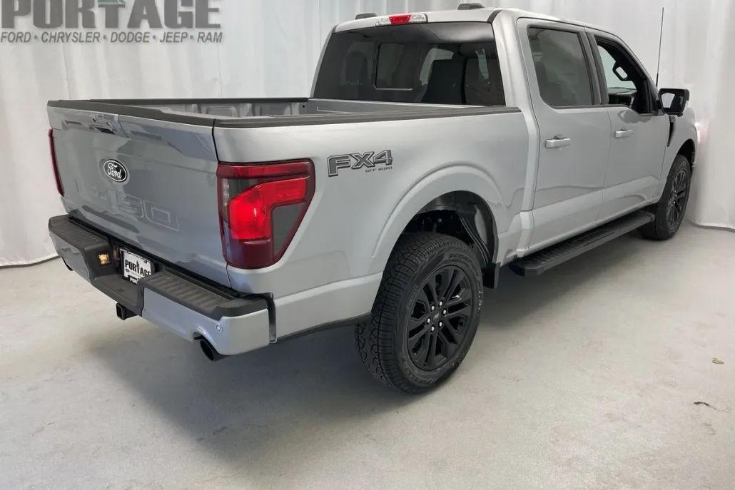 2025 Ford F-150 XLT photo 1