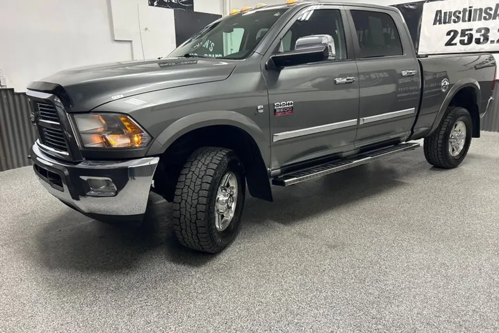 2010 Dodge Ram 3500 Laramie photo 1