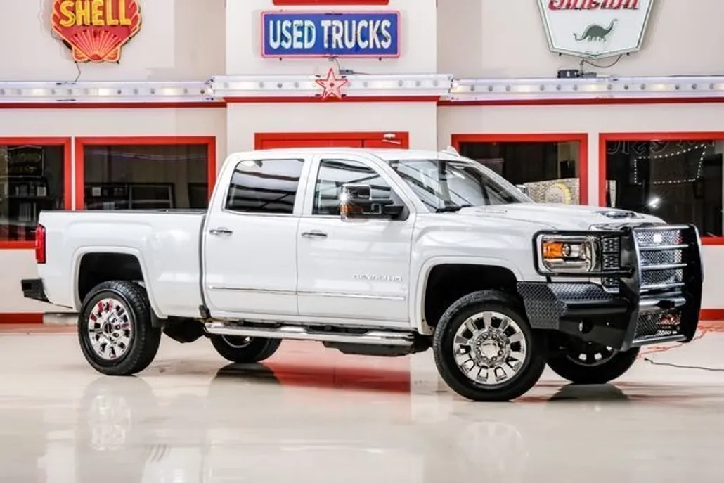2019 Gmc Sierra HD SLT photo 1