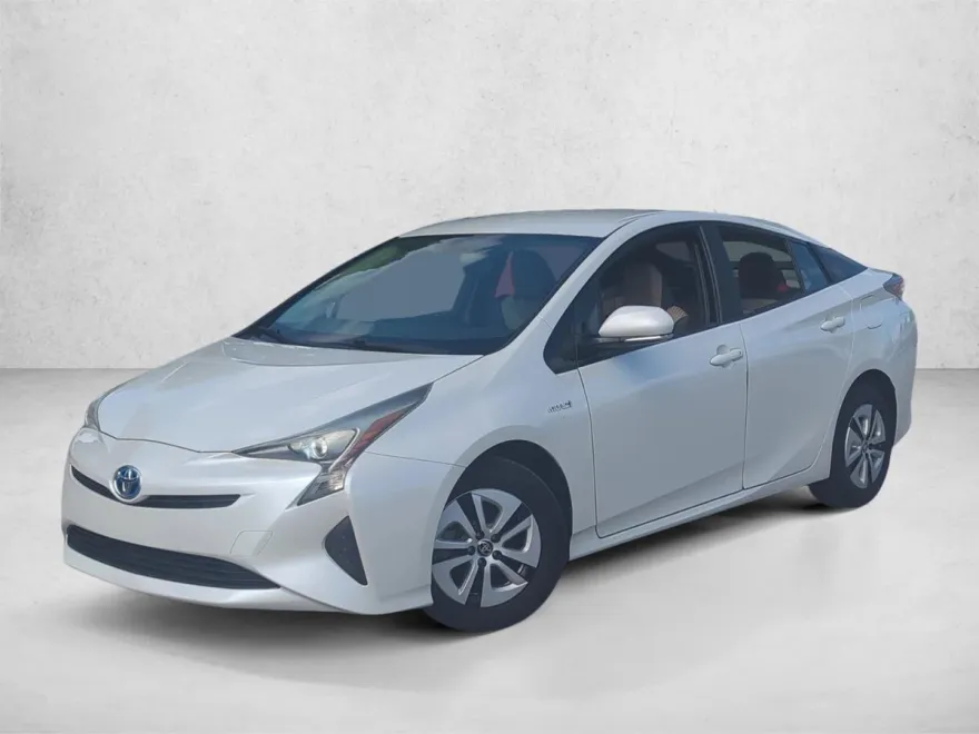 2016 Toyota Prius Two Eco photo 1