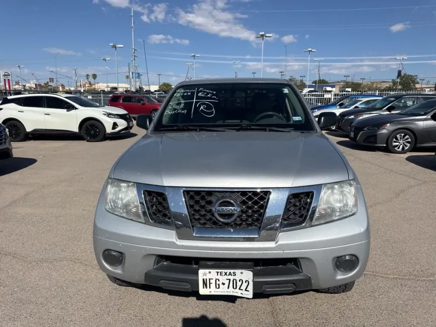 2019 Nissan Frontier SV photo 1