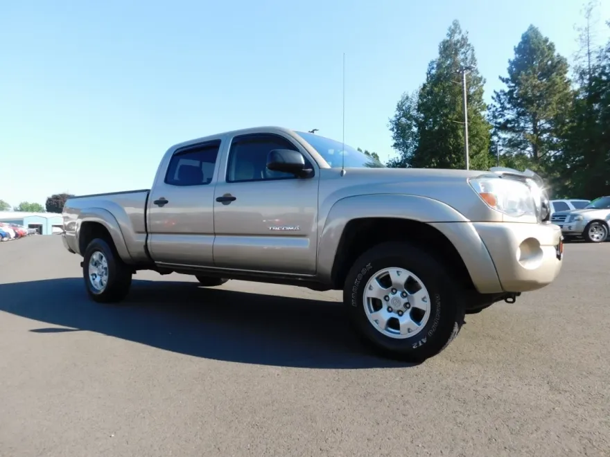 2008 Toyota Tacoma PreRunner photo 1