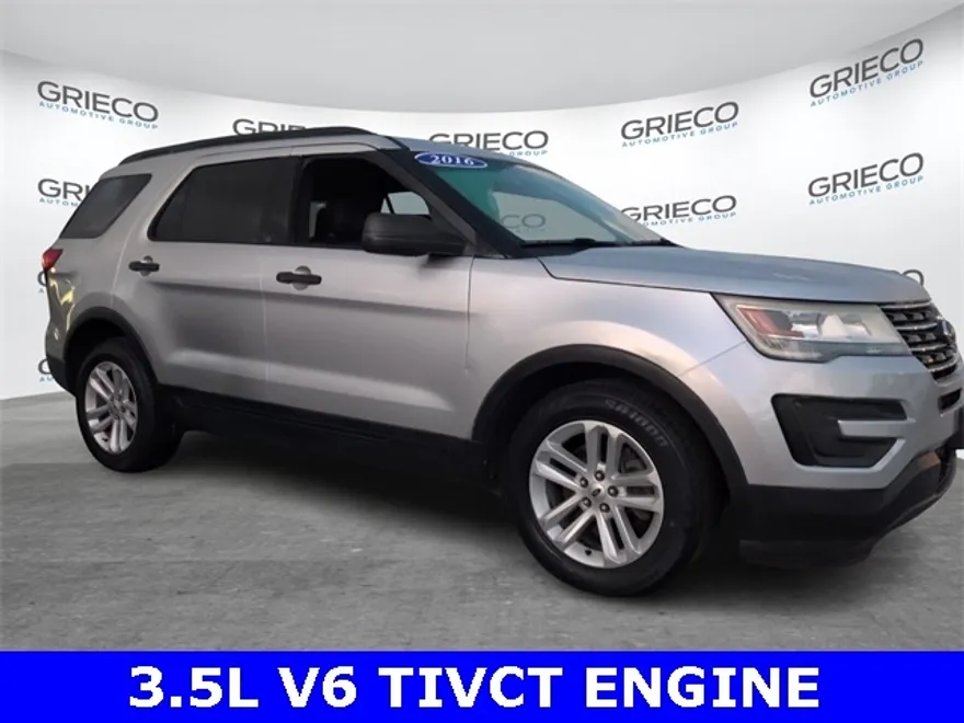 2016 Ford Explorer Base photo 1