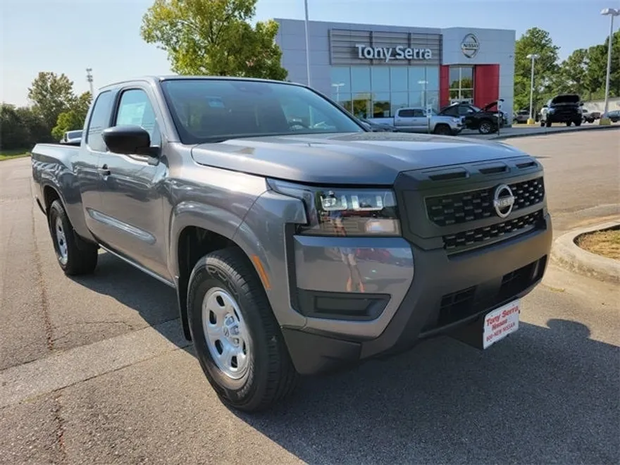 2026 Nissan Frontier S photo 1