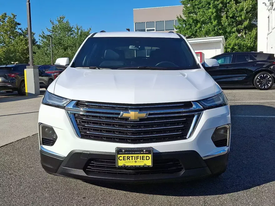 2022 Chevrolet Traverse Leather photo 1