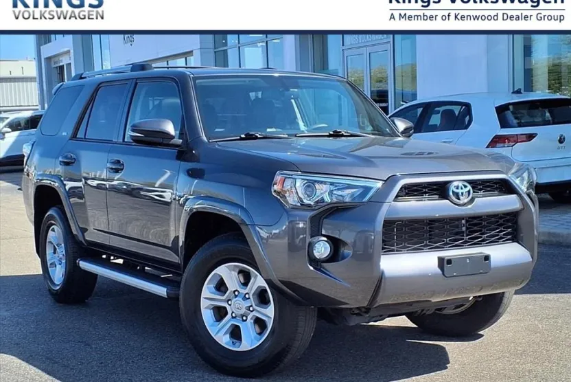 2019 Toyota 4Runner SR5 Premium photo 1