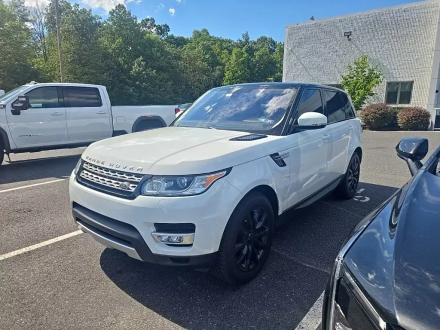 2016 Land Rover Range Rover Sport HSE photo 1