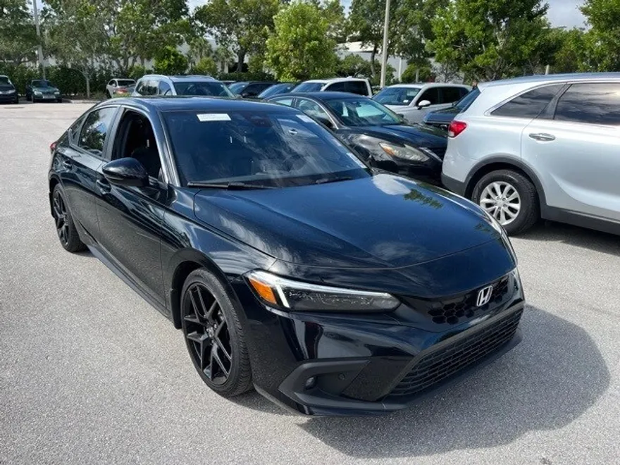 2024 Honda Civic Sport Touring Hatchback photo 1