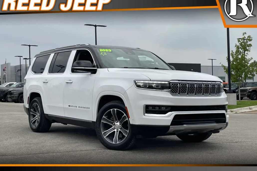 2023 Jeep Grand Wagoneer Base photo 1
