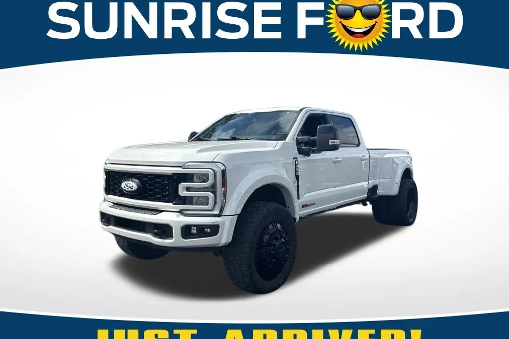 2024 Ford F-450 photo 1