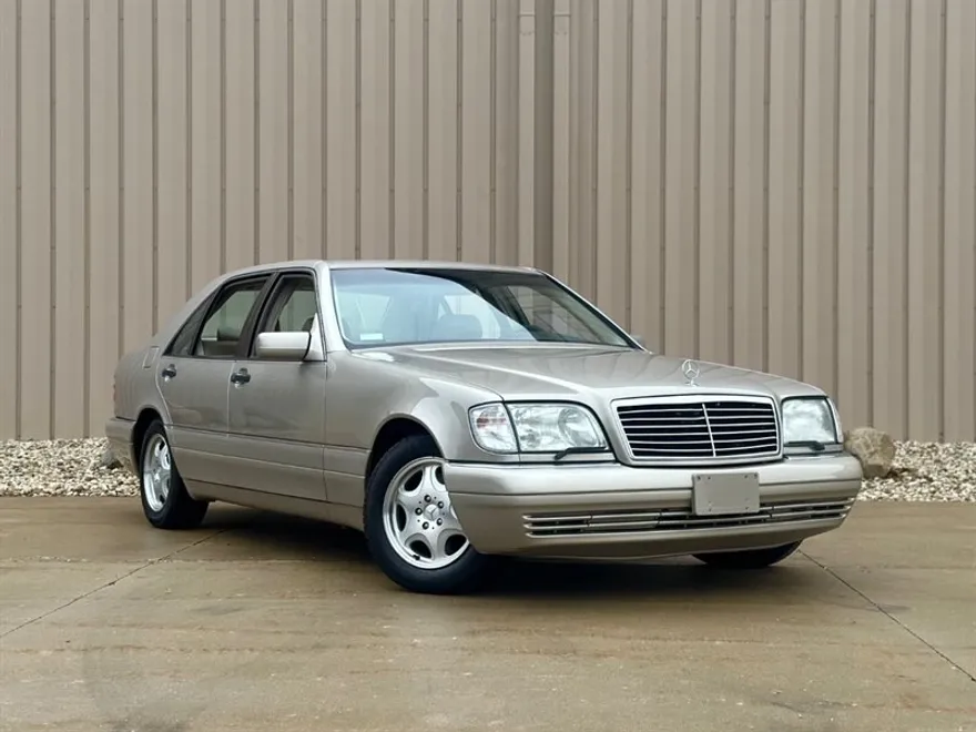 1997 Mercedes Benz S photo 2