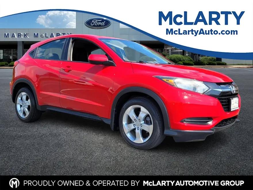 2016 Honda HR-V LX photo 1