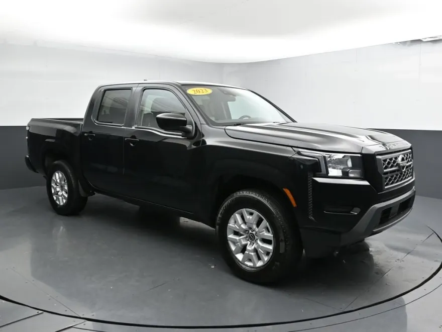 2023 Nissan Frontier Crew Cab SV photo 1