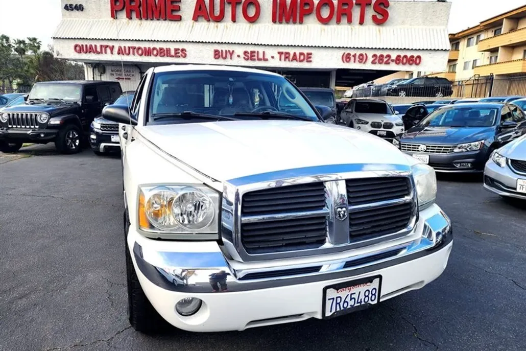 2005 Dodge Dakota Laramie photo 1