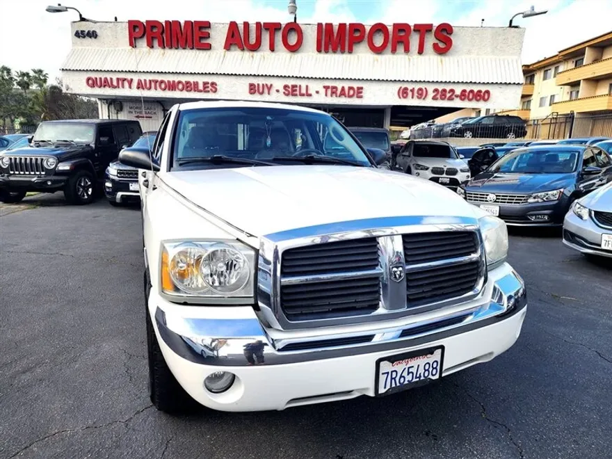2005 Dodge Dakota Laramie photo 1