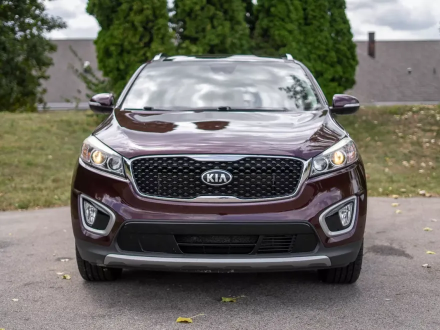 2017 Kia Sorento EX photo 1
