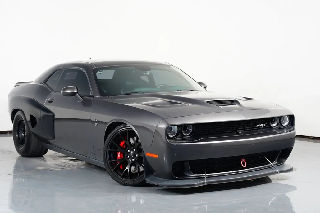 2016 Dodge Challenger SRT8 Hellcat photo 1