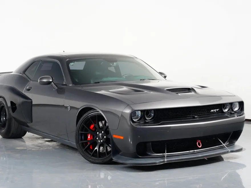 2016 Dodge Challenger SRT8 Hellcat photo 1
