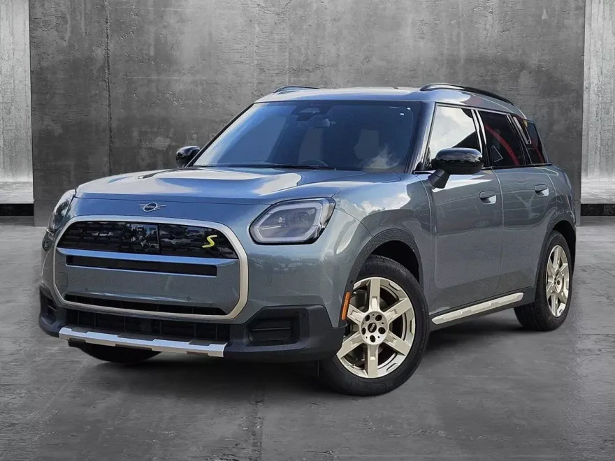 2025 Mini Countryman SE photo 1