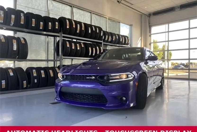 2019 Dodge Charger SRT8 R/T Scat Pack photo 1