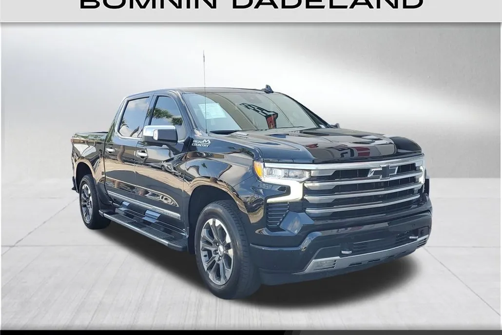 2023 Chevrolet Silverado 1500 High Country photo 1