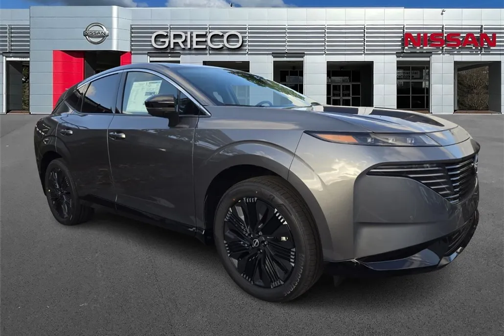 2025 Nissan Murano Platinum photo 1