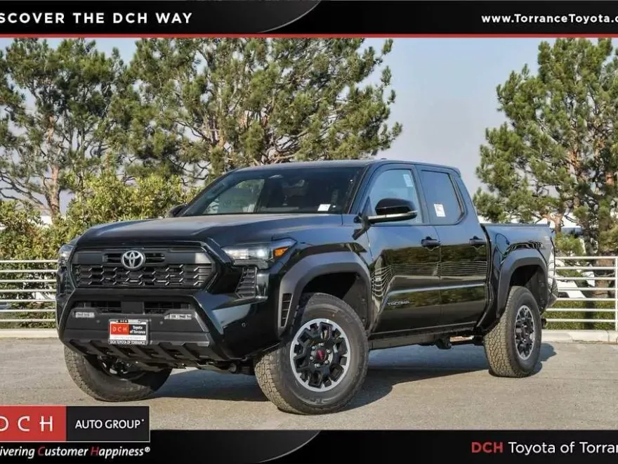 2025 Toyota Tacoma TRD Double Cab photo 1