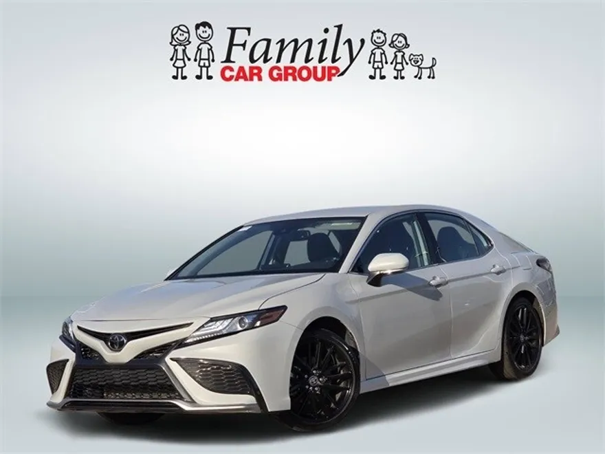 2023 Toyota Camry XSE photo 1
