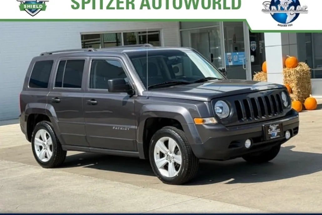 2015 Jeep Patriot Latitude photo 1