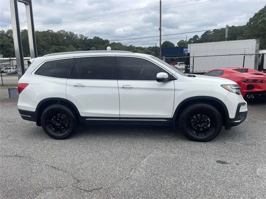 2021 Honda Pilot Touring photo 1