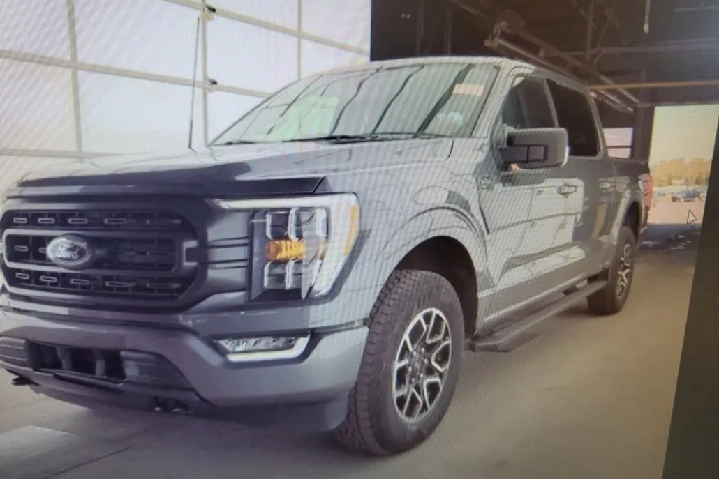 2022 Ford F-150 XLT photo 1