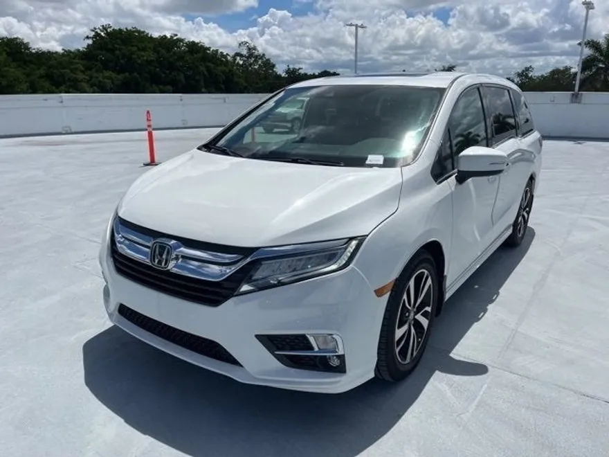 2020 Honda Odyssey Elite photo 1