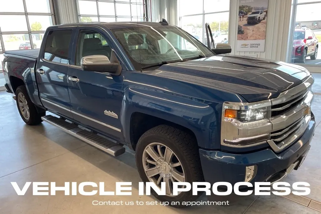 2017 Chevrolet Silverado 1500 High Country photo 1