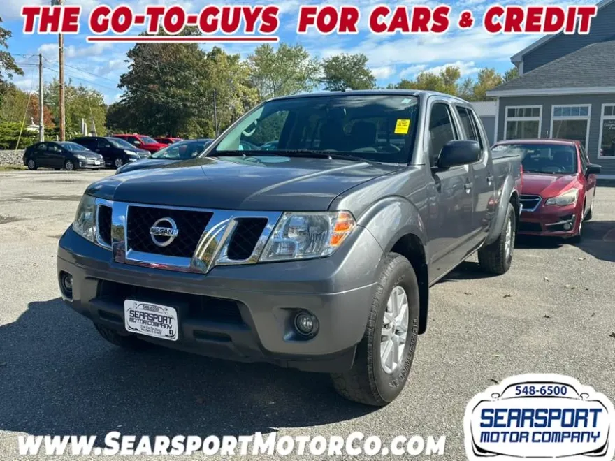 2016 Nissan Frontier Crew Cab SV photo 1